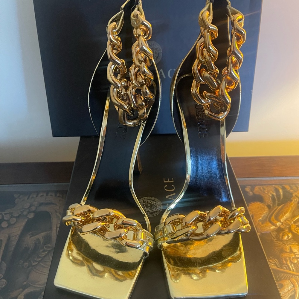 VERSACE MEDUSA HEAD 140MM SANDAL, GOLD